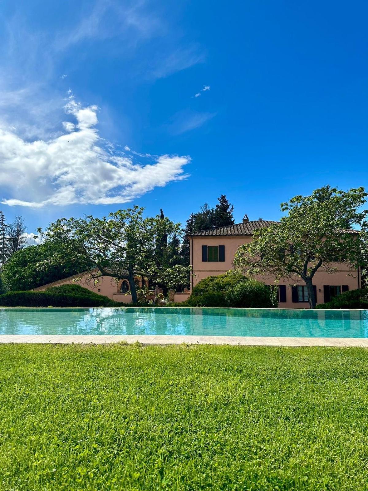 Villa Il Giardinello Montalcino Bagian luar foto
